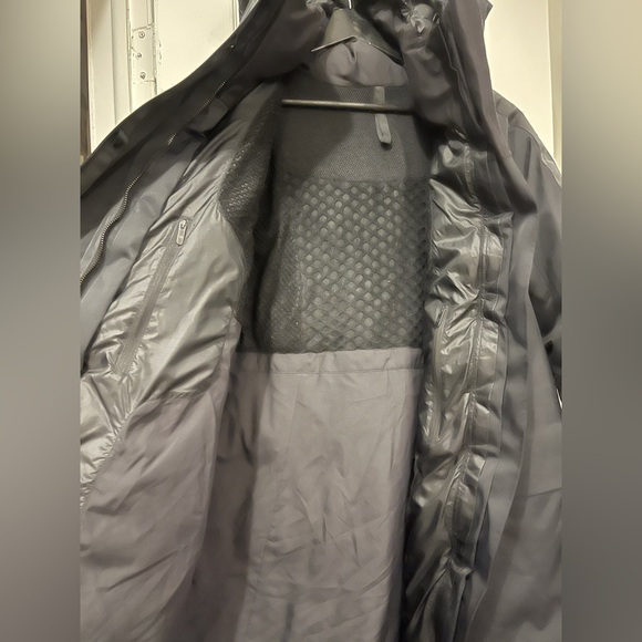 Lululemon Out In The Elements Parka - Picture 5 of 14